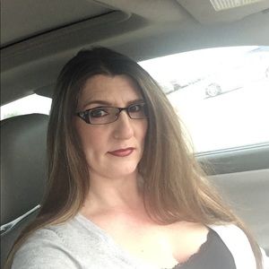 Meet your Posher, Stacy